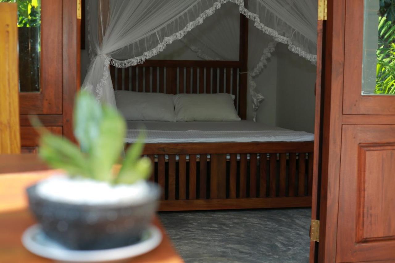 Aurora Midigama Hotel Ahangama Exterior photo